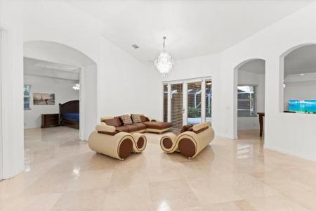 6300 SW 58th CT, Davie, Florida 33314