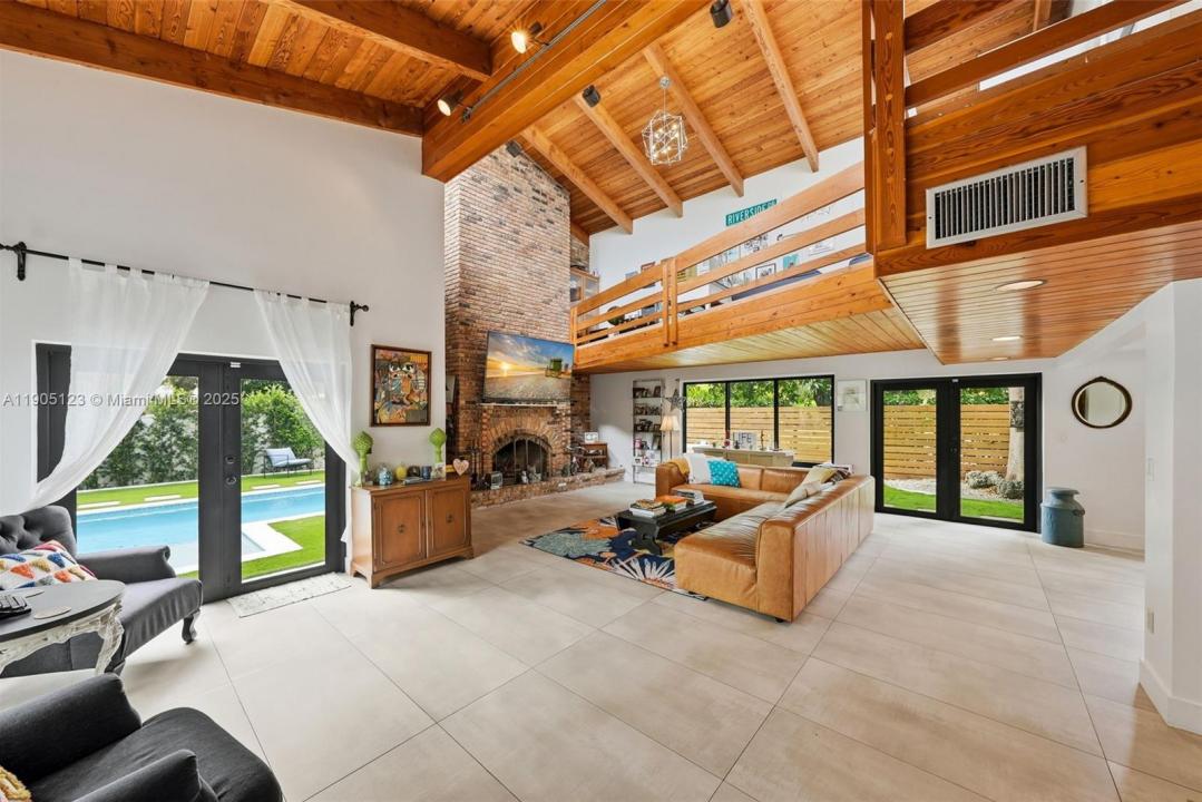 9200 NE 12th Ave, Miami Shores, Флорида 33138, Соединенные Штаты