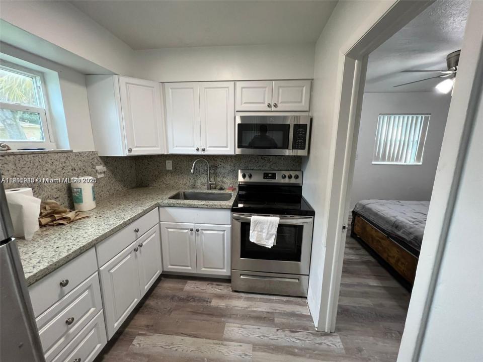 2744 NW 13th St B, Fort Lauderdale, Flórida 33311, Estados Unidos