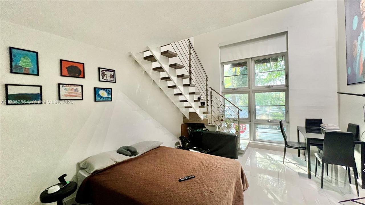 234 Antiquera Ave 12, Coral Gables, Florida 33134