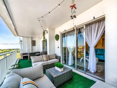 3800 Hillcrest Dr 907, Hollywood, Florida 33021, USA