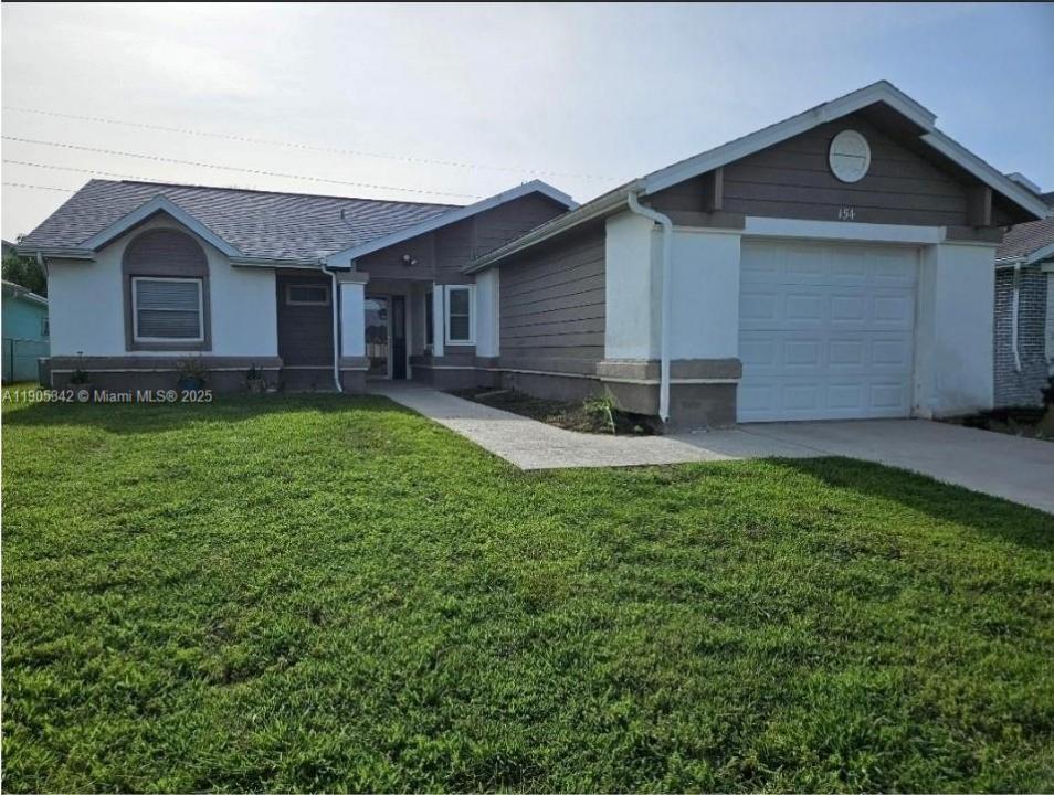 154 Sandalwood Dr., Kissimmee, Floride 34743, États-Unis