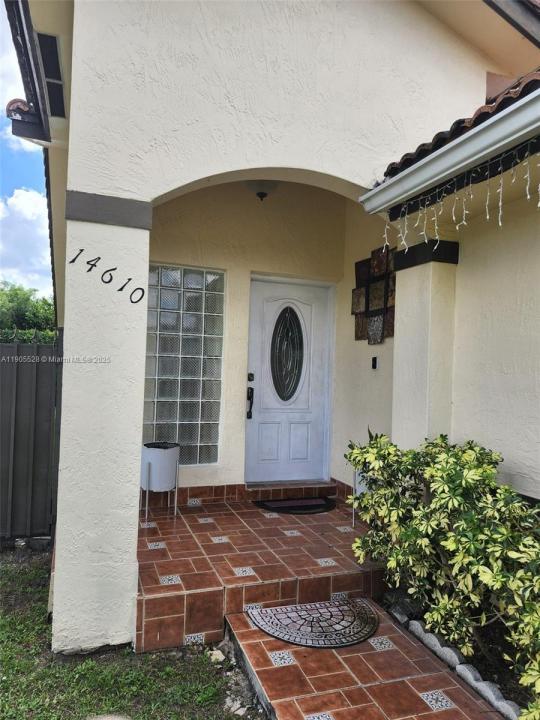 14610 SW 169th Ter, Miami, Floryda 33177, USA