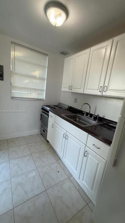 2127 Cleveland St REAR, Hollywood, Florida 33020, Estados Unidos