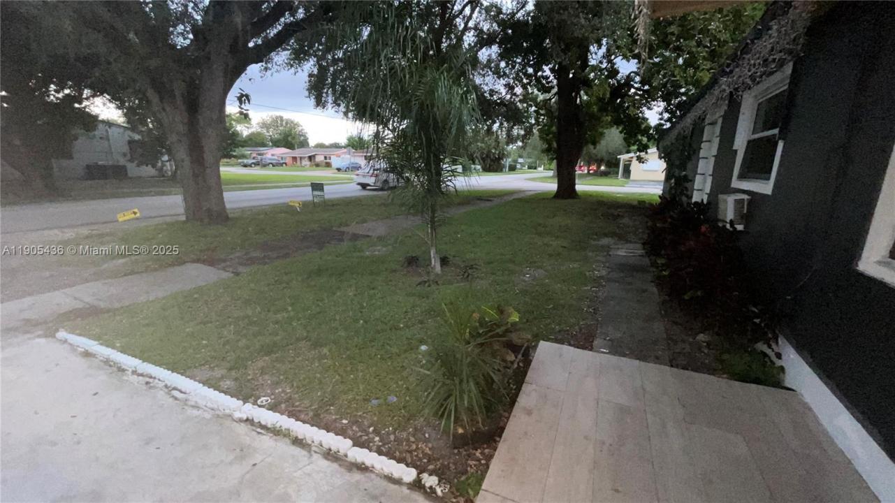 6390 Hayes St 2, Hollywood, Florida 33024