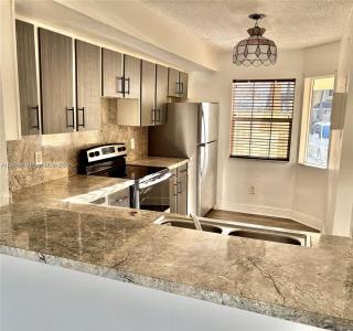 2113 Champions Way, North Lauderdale, Florida 33068, USA