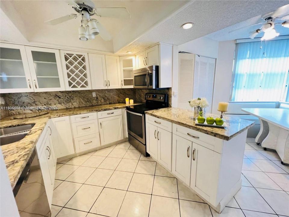 1830 Sabal Palm Dr 406, Davie, Floride 33324, États-Unis