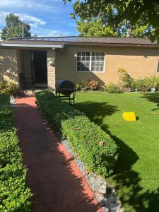 665 NW 153rd St, Miami, Florida 33169, USA