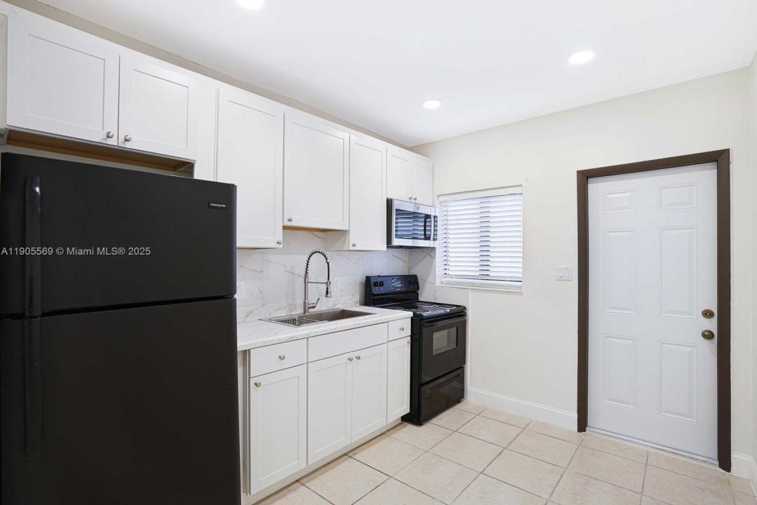 502 NW 7th CT 2, Hallandale Beach, 플로리다 33009, 미국