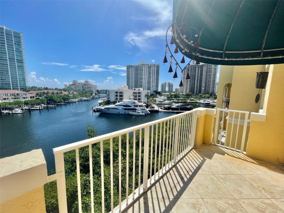 19999 E Country Club Dr 1604, Aventura, 佛羅里達州 33180, 美國