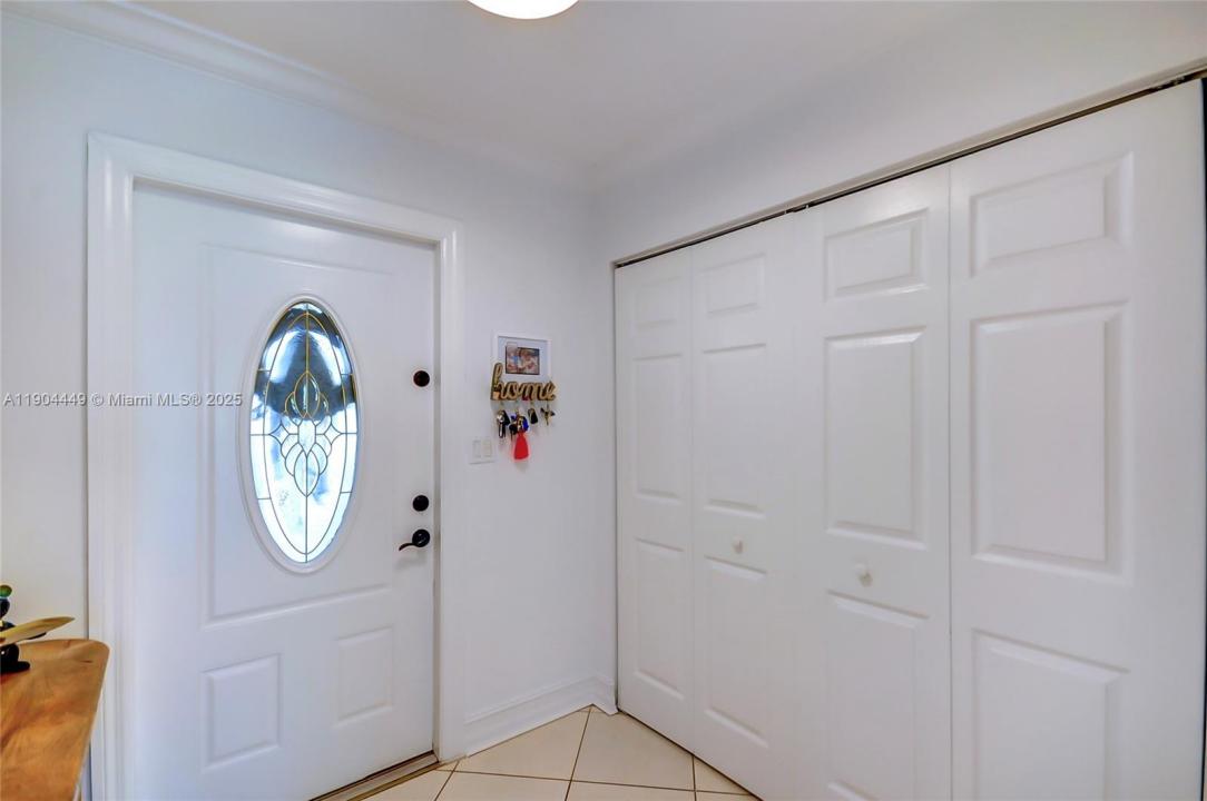 3831 Estepona Ave 11-D-2, Doral, Florida 33178, USA