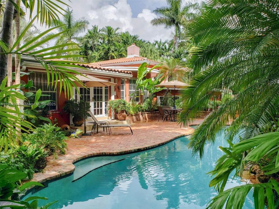 1600 Nocatee Dr, Coconut Grove, Florida 33133, USA