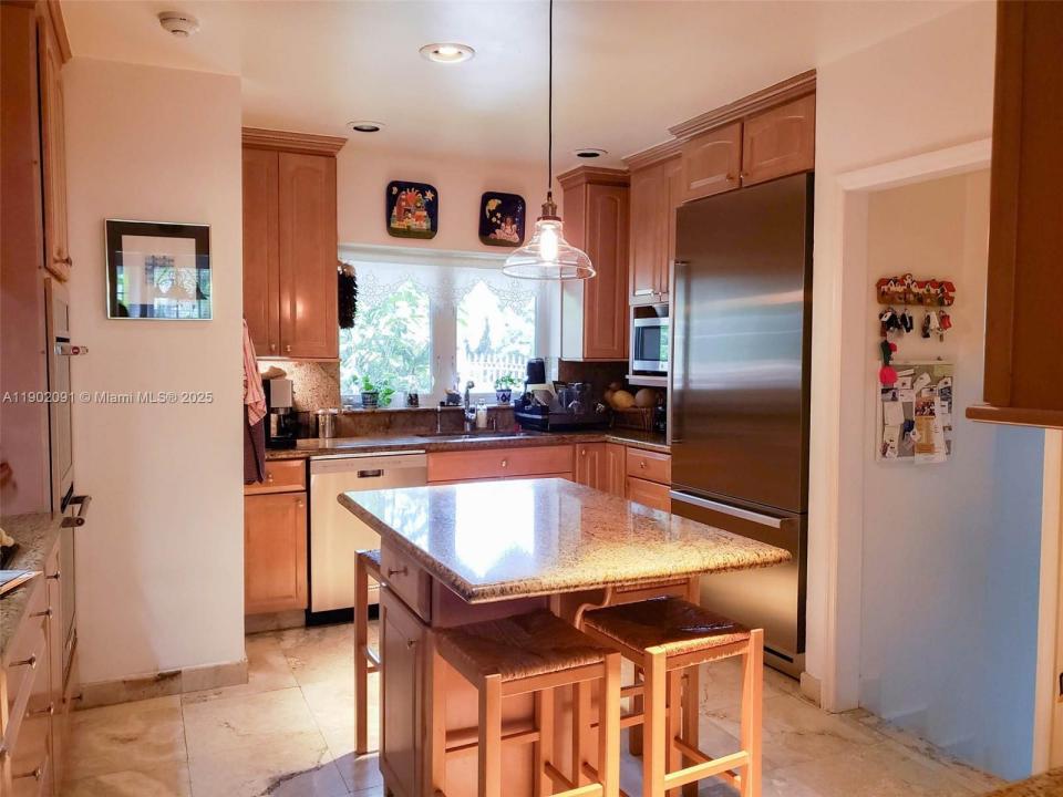 1600 Nocatee Dr, Coconut Grove, Florida 33133, USA