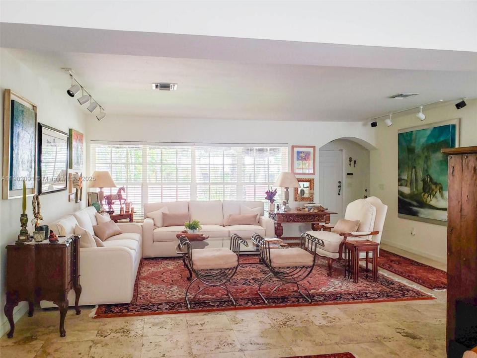 1600 Nocatee Dr, Coconut Grove, Florida 33133, USA