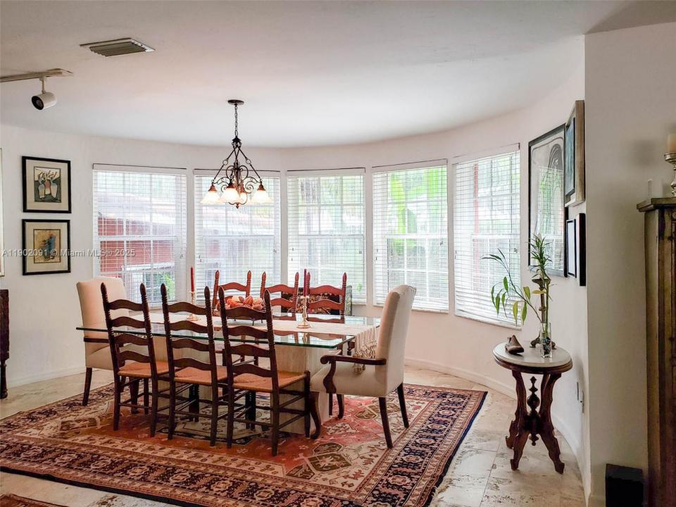 1600 Nocatee Dr, Coconut Grove, Florida 33133, USA