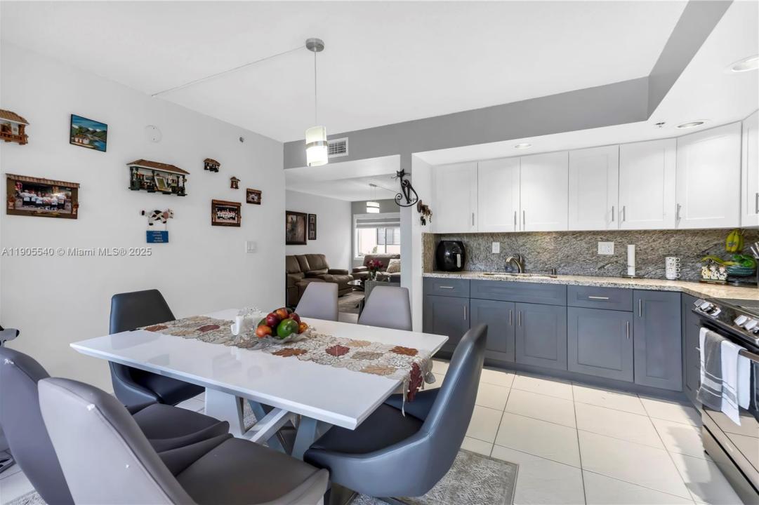 8540 SW 133rd Ave Rd 212, Miami, Floride 33183, États-Unis