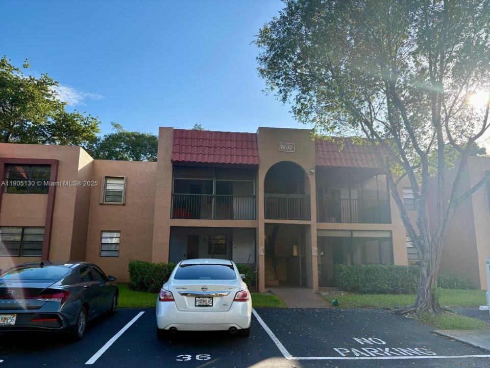 8632 NW 34th Pl C203, Sunrise, Florida 33351, USA