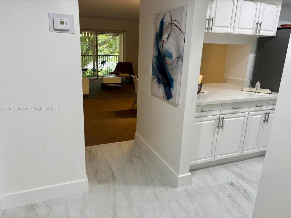 8632 NW 34th Pl C203, Sunrise, Florida 33351, USA