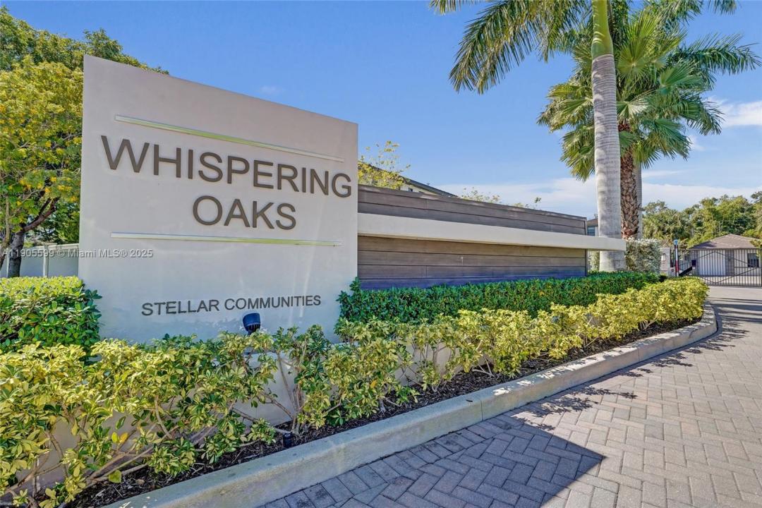 4947 Whispering Way, Dania Beach, Floride 33312, États-Unis