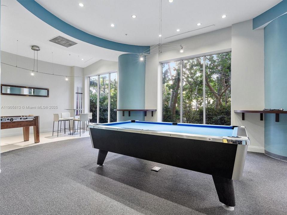 4001 S Ocean Dr 7H, Hollywood, Florida 33019