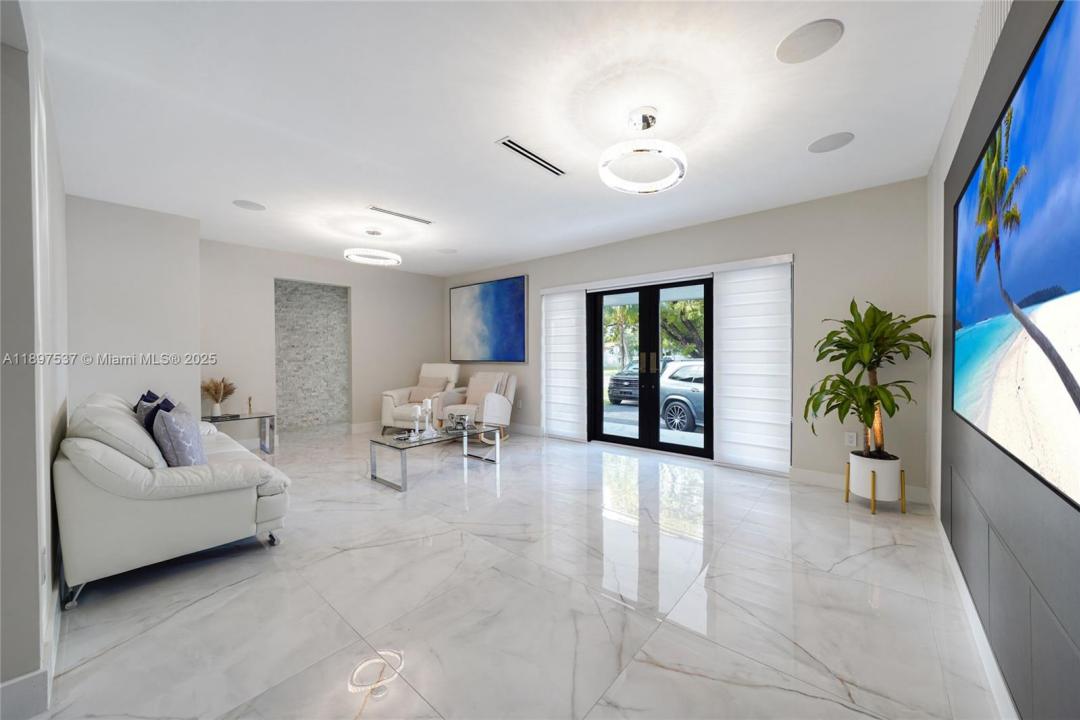 1851 NW 32nd Ave, Miami, فلوريدا 33125, الولايات المتحدة