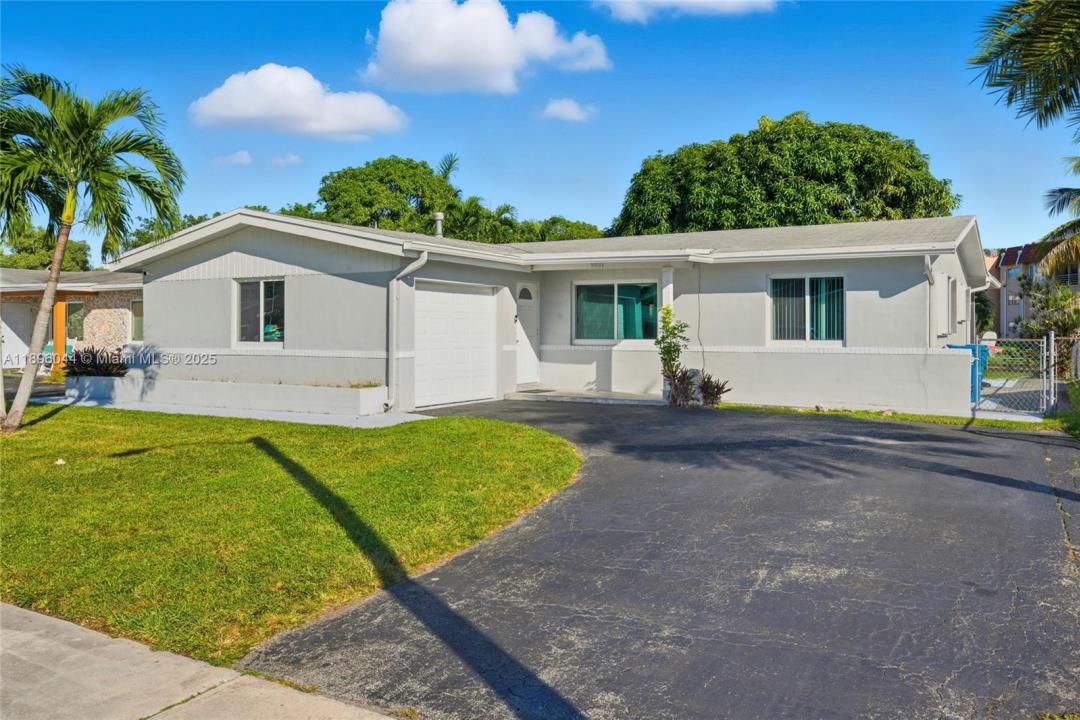 9021 NW 26th Pl, Sunrise, Floride 33322, États-Unis