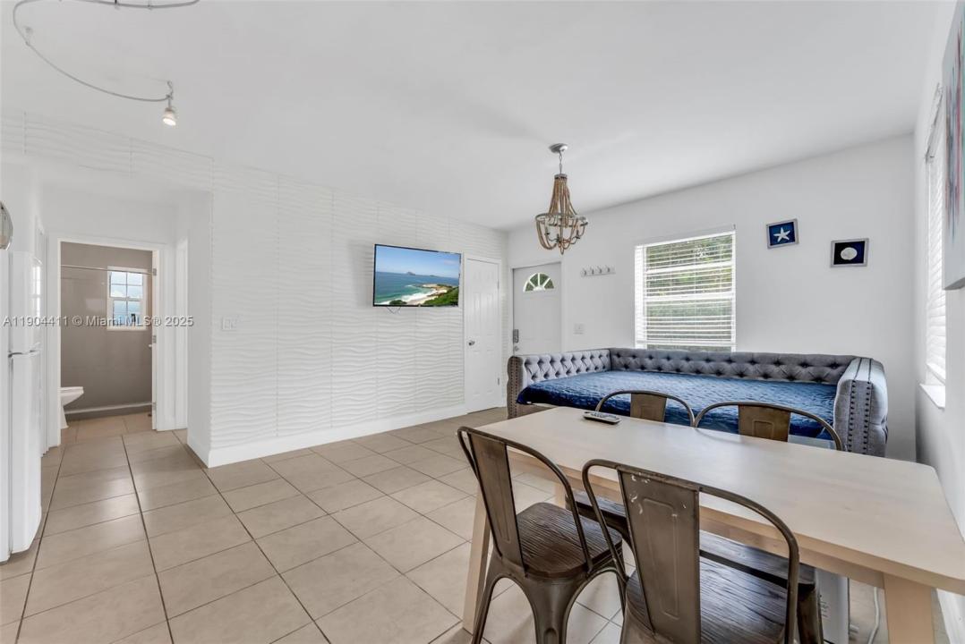 1639 Hayes St, Hollywood, Florida 33020, Stati Uniti