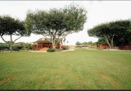 23550 SW 214th Pl, Homestead, Florida 33031, USA