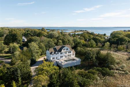 105 Waterview Drive, Southold, Нью-Йорк 11971, Соединенные Штаты