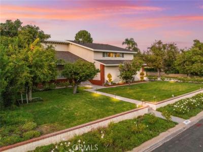 Hillcrest, Villa Park, Kalifornia 92861, USA