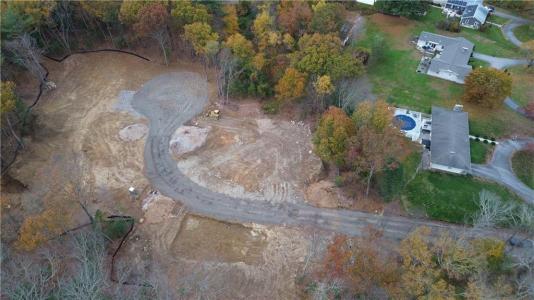 8 Helena Way, Johnston, רוד איילנד 02919, ארצות הברית של אמריקה 