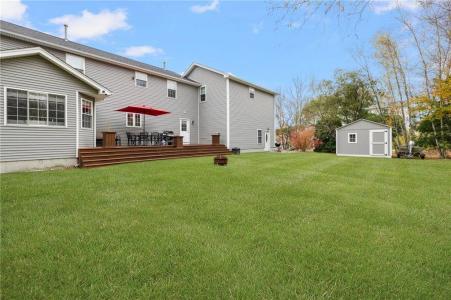 10 West Bluebird Lane, Cranston, Rhode Island 02921, Estados Unidos