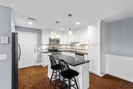 60 Saw Mill Drive 307, North Kingstown, 羅德島州 02852, 美國