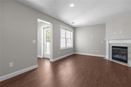 60 Saw Mill Drive 308, North Kingstown, Rhode Island 02852, USA