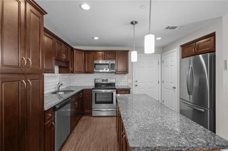 60 Saw Mill Drive 308, North Kingstown, Rhode Island 02852, USA