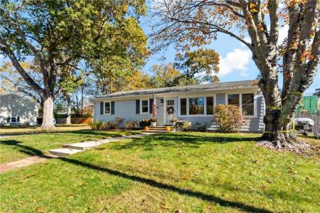 47 Wayland Trail, Narragansett, RI 02882, USA