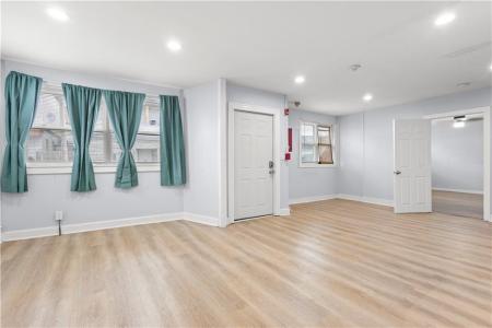 152 Washington Street, Central Falls, Rhode Island 02863, Amerika Birleşik Devletleri