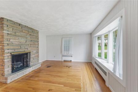 160 Shirley Drive, Cumberland, Rhode Island 02864, Estados Unidos