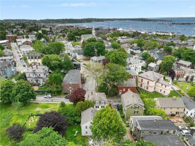 24 Barney Street, Newport, Rhode Island 02840, Stati Uniti