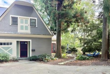 448 Gibbs Avenue 5B, Newport, 羅德島州 02840, 美國