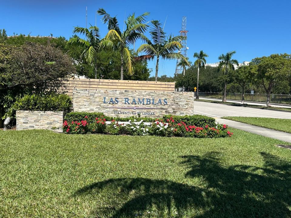 20600 NE 2nd Court Na, Via Ventura, North Miami Beach, فلوريدا 33179, الولايات المتحدة