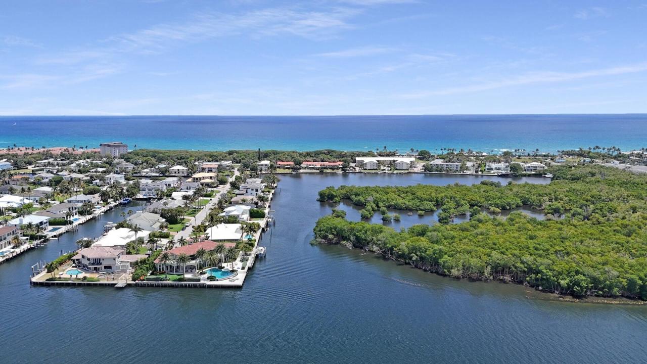7 Inlet Cay Drive, INLET CAY, Ocean Ridge, Florida 33435