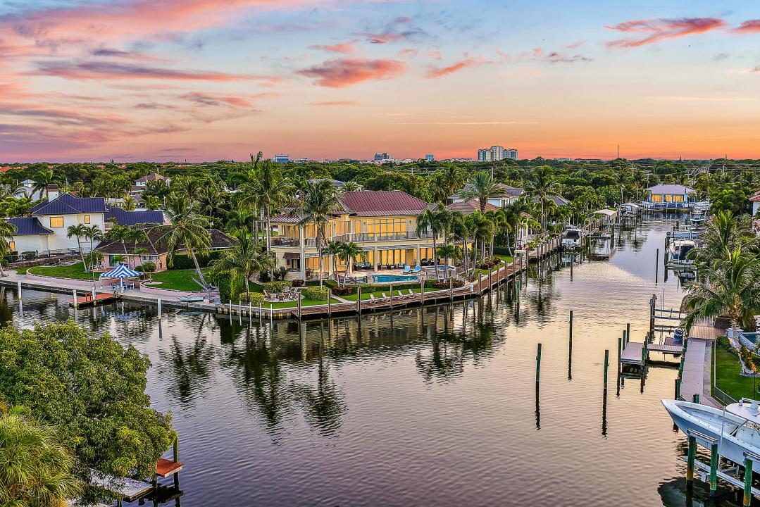 2365 Azure Circle, Maheu Estates, Palm Beach Gardens, Florida 33410, Amerika Birleşik Devletleri