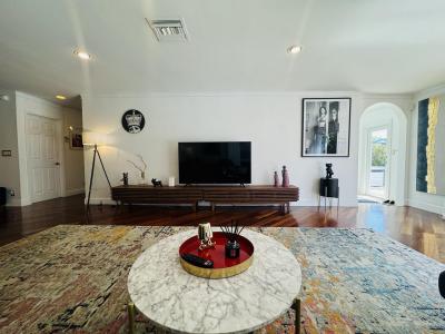 1728 NE 40th Street, Oakland Park, Florida 33334