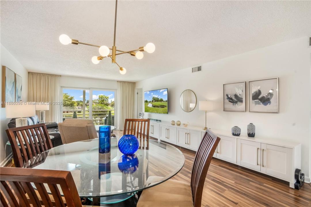 9841 Sunrise Lakes Blvd 307, Sunrise, فلوريدا 33322, الولايات المتحدة