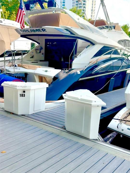 3575 Mystic Pointe Dr Slip 103, Aventura, Florida 33180, Stati Uniti