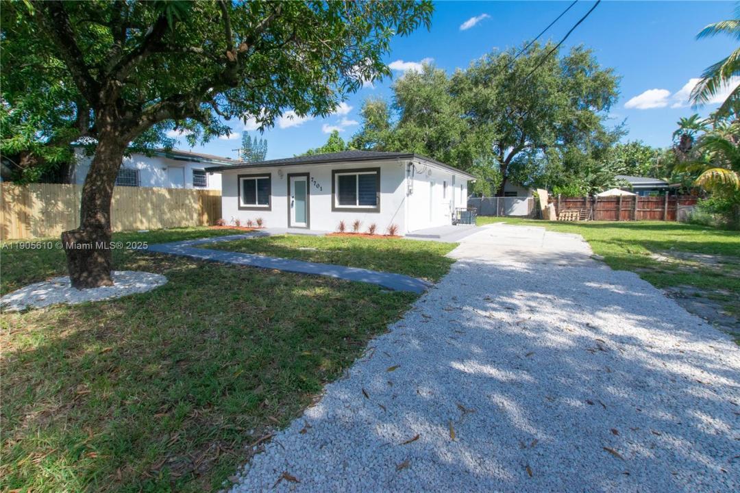 7701 NW 16th Ave, Miami, פלורידה 33147, ארצות הברית של אמריקה 