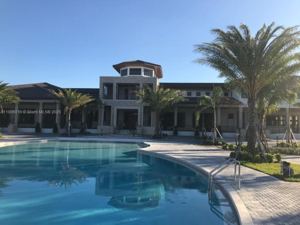 8650 NW 97th Ave 204, Doral, Florida 33178, Amerika Birleşik Devletleri