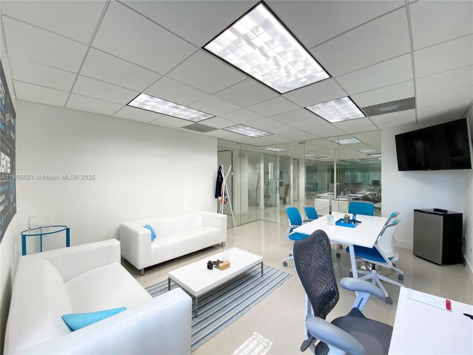 1000 Brickell Ave 550, Miami, 佛罗里达州 33131, 美国