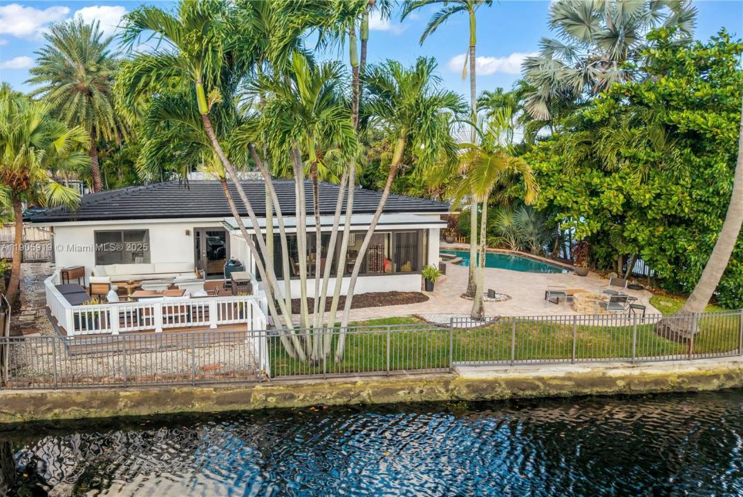 3008 NE 1st Terrace, Wilton Manors, Floride 33334, États-Unis